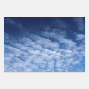Aesthetische wolken die papier met platte vellen v