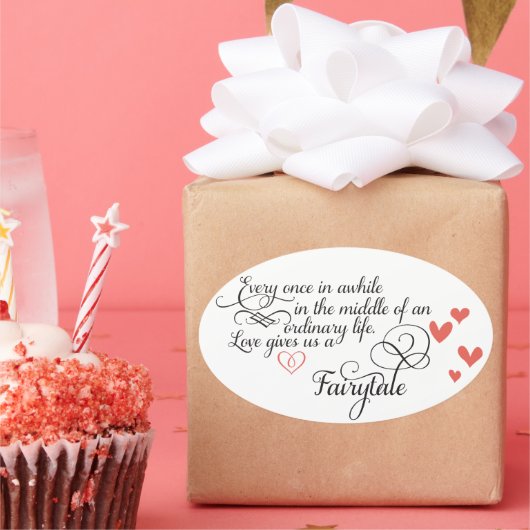 Af en toe in een gewoon leven. ovale sticker (Feest)