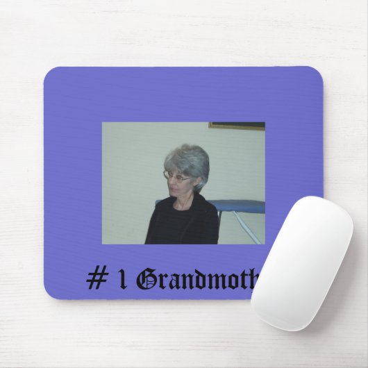 Afbeelding 088, # 1 Grootmoeder Muismat (Met muis)