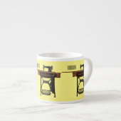 Afbeelding cartoon naaimachine espresso kop (Voorkant rechts)