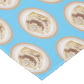 Afbeelding kaneelrol cartoon tafelkleed (Gekanteld)