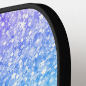 Afbeelding met roze en blauwe glitterstructuur pickleball paddle (Links Detail)