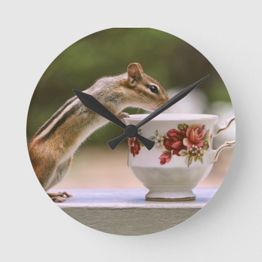 Afbeelding van Chipmunk met China Teacup Ronde Klok (Voorkant)