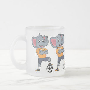 Afbeelding van de cartoon van de olifantenvoetbals matglas koffiemok