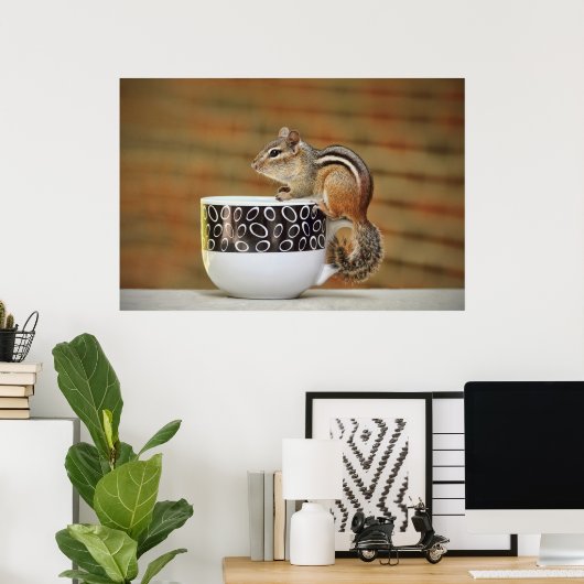 Afbeelding van de Chipmunk met de Latte Coffee Cup Poster (Thuiskantoor)