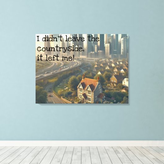 Afbeelding van een leuk huisje met een stad in de canvas afdruk (Insitu (Houten vloer))