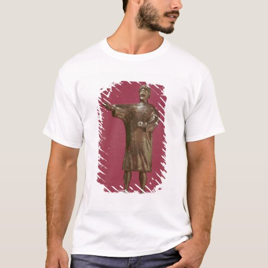 Afbeelding van een man met sagum t-shirt (Voorkant)