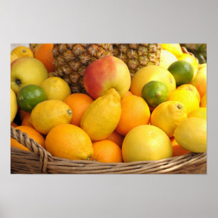 Afbeelding van een mand met vruchten poster