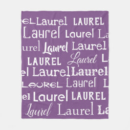 Afbeelding van herhaalde naam fleece deken