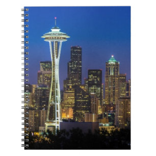 Afbeelding van Seattle Skyline in de ochtenduren. Notitieboek