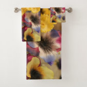 Afbeelding van Violet en Gele Bloemen Bad Handdoek (Insitu)