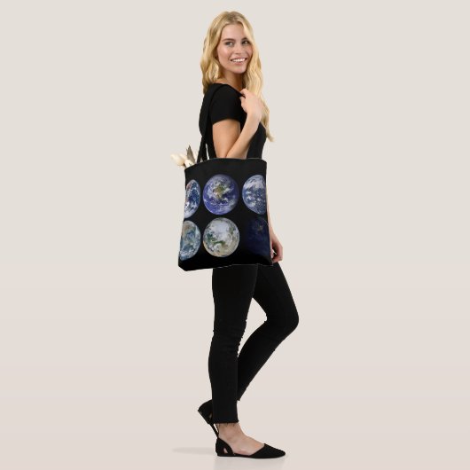 Afbeelding vergelijking van iconische Uitzichten v Tote Bag (Op model)