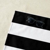 Afbeelding zwart-witte strepen, speciaal aangepast strandlaken (In situ)