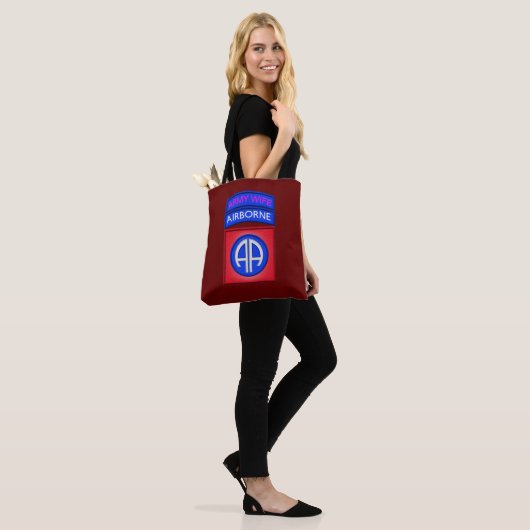 Afdeling "Paratrooper Wife" Tote Bag (Op model)