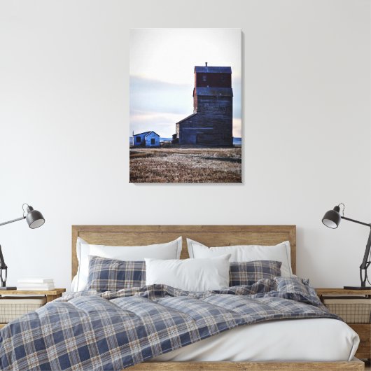 Afdruk van Prairie Elevator Stretch Canvas (Insitu (Slaapkamer))