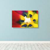 Afdruk van rode tulpbloem canvas afdruk (Insitu (Houten vloer))