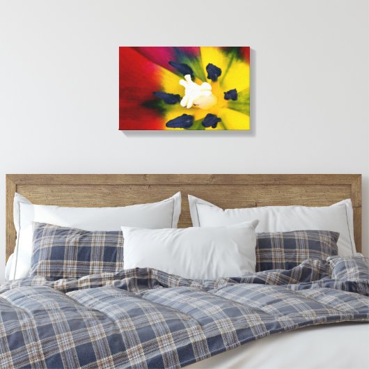 Afdruk van rode tulpbloem canvas afdruk (Insitu (Slaapkamer))