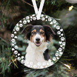 Afdrukken en foto's van aangepaste Lijsten verven Ornament<br><div class="desc">Aangepast ornament voor honden- of kattenliefhebbers is voorzien van een foto van je vriendelijke vriend op de voor- en achterkant met een schattig en modern rond lijst poepafdrukken en harten. Upload gewoon een favoriete foto van je huisdier om dit zelf te maken!</div>