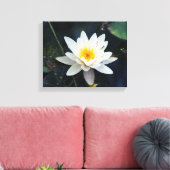 Afdrukken van wit waterlily Stretted Canvas (Insitu (Woonkamer))