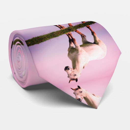 Afdrukken van witte paarden stropdas (Opgerold)