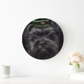 Affenpinscher-hond in St. Patrick's Day Dress Grote Klok (Huis)