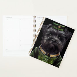Affenpinscher-hond in St. Patrick's Day Dress Planner