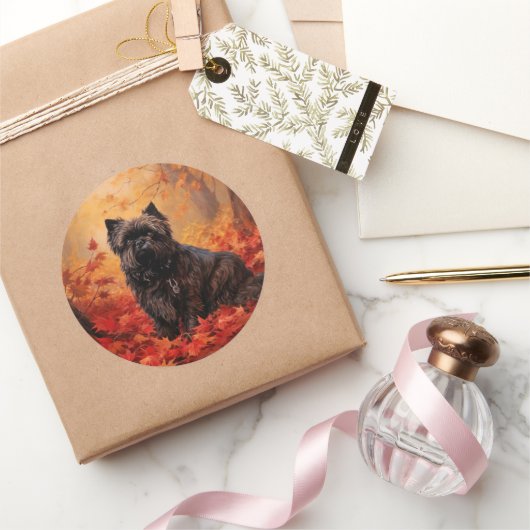 Affenpinscher in herfstbladeren val geïnspireerd ronde sticker (Geschenken)