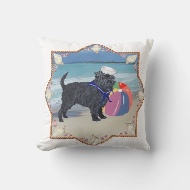 Affenpinscher op het strand werpkussen kussen (Voorkant)