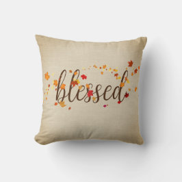 Afgeblazen herfst springt op schoot kussen