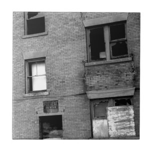 Afgedankte ruimte voor huur tegeltje