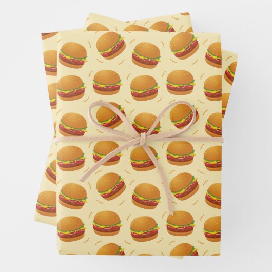 afgekoeld snel getild fastfood hamburger getild pa inpakpapier vel (In situ)