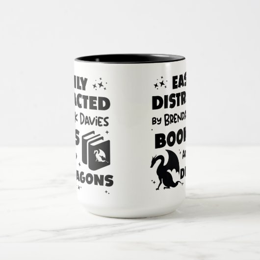 Afgeleid door Brenda K Davies Books en Dragons Mok (Midden)