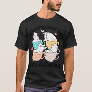 Afgeleid door Cats Coffee Cat Lover Schattigee Mok T-shirt