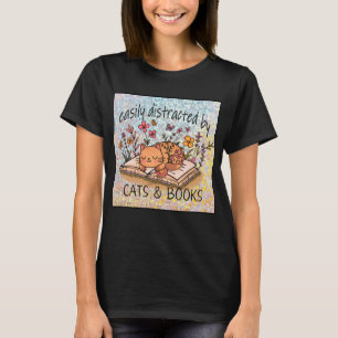 Afgeleid door Katten & Boeken, Kitten bovenop Boek T-shirt