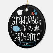 Afgestudeerd in een pandemische kerstversiering va keramisch ornament (Links)