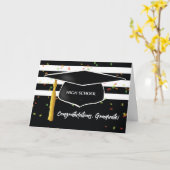 Afgestudeerd op de middelbare school met pet en zw kaart (Gele Bloem)