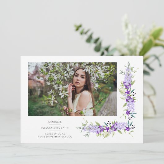 Afgestudeerd Romantische Paarse Tinten Bloemen Fot Kaart (Staand voorkant)