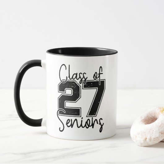 Afgestudeerde klas van 2027 mok (Met donut)