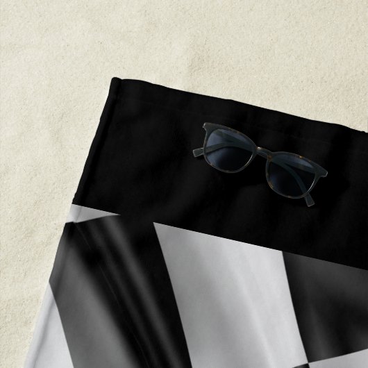 Afgeveegde vlagbediende handdoek voor autoraces. (In situ)