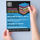 Afgevouwen kleding, wasgoed, reinigingsdiensten flyer (Hand)