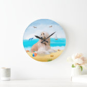 Afghaanse hond op strand grote klok (Huis)