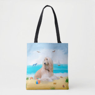 Afghaanse hond op strand tote bag