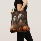 Afghaanse hond Puppy Herfst Delight Pompoen Tote Bag (Dichtbij)