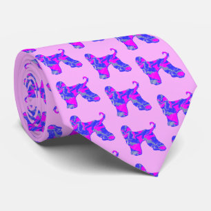Afghaanse hond roze en blauwe donkerroze nek stropdas