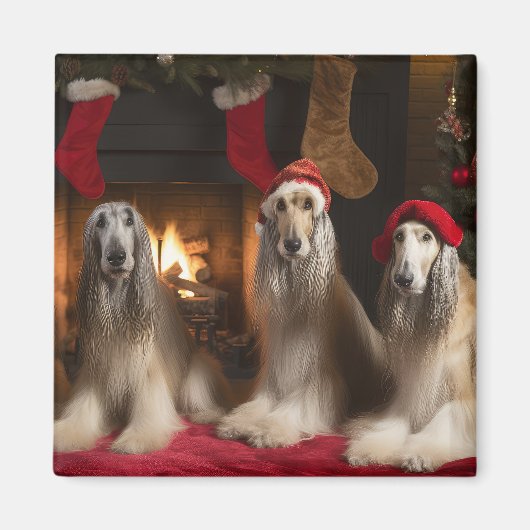 Afghaanse windhond bij de open haard Kerstmis Magneet (Voorkant)