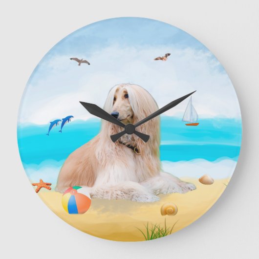 Afghaanse windhond op het strand grote klok (Voorkant)