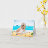 Afghaanse windhond op het strand kaart (Gele Bloem)