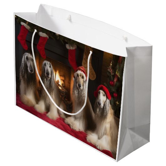 Afghan Hound bij de open haard Kerstmis Groot Cadeauzakje (Achterkant Gekanteld)