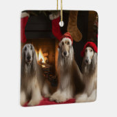 Afghan Hound bij de open haard Kerstmis Keramisch Ornament (Rechts)