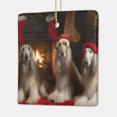 Afghan Hound bij de open haard Kerstmis Keramisch Ornament (Links)